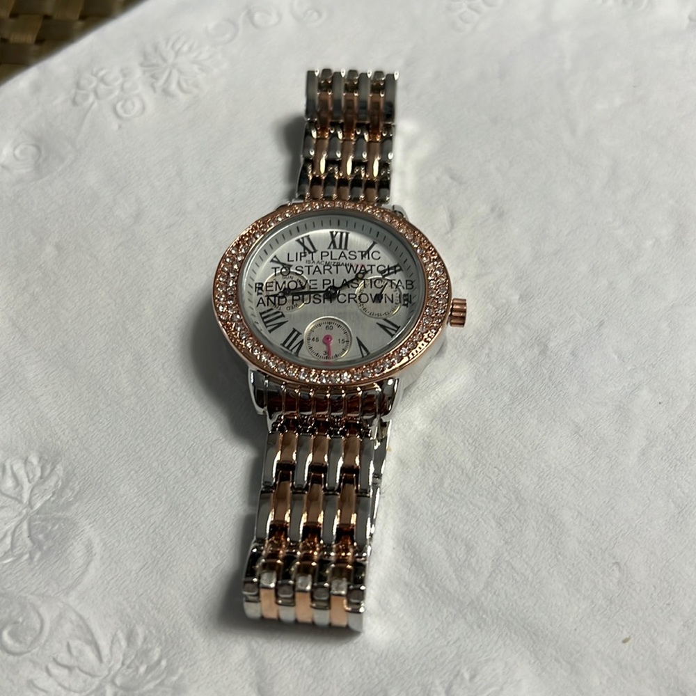 Isaac Mizrah watch